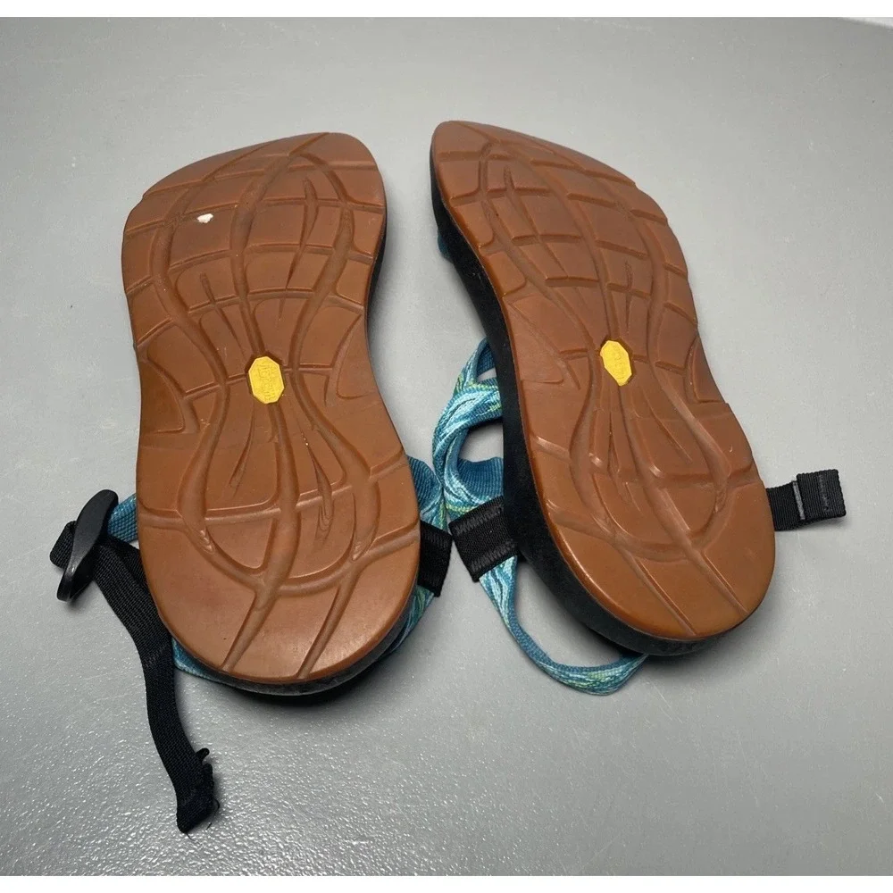 Chaco women 9n